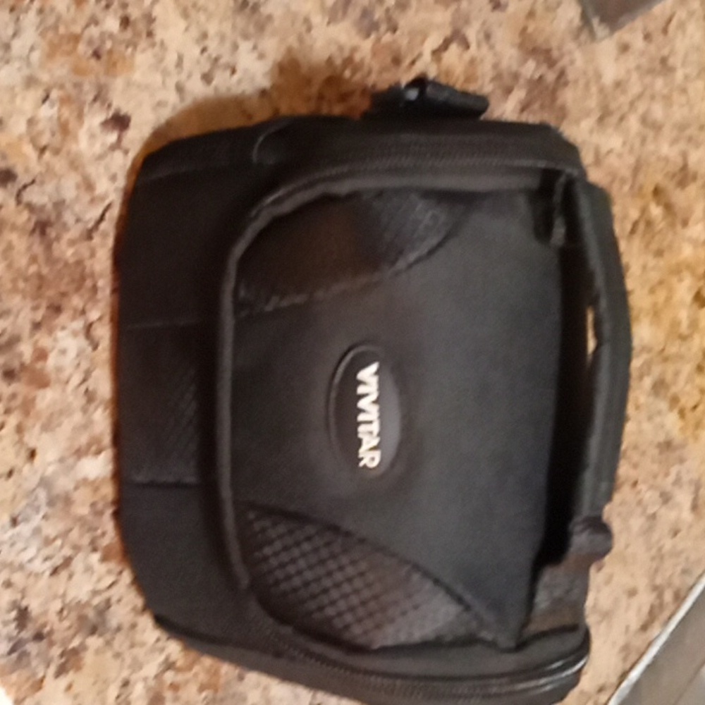 Polaroid Black Camera with Lens and Case - Picture 6 of 11